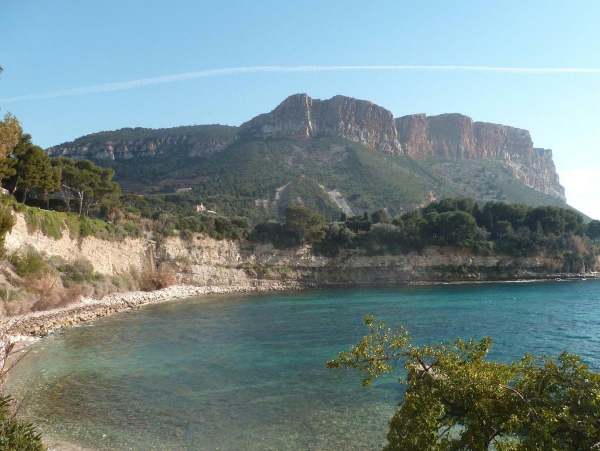 Puerta Del Sol Apartment Cassis Luaran gambar